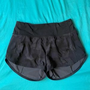 lululemon black camo speed ups mid rise 4” size 4